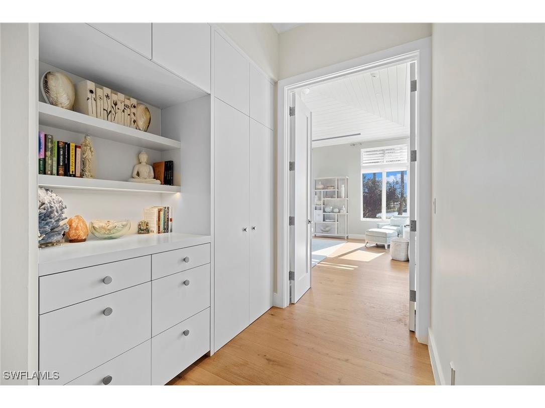 575 Palm Circle E Naples FL 34102 225076754 image28