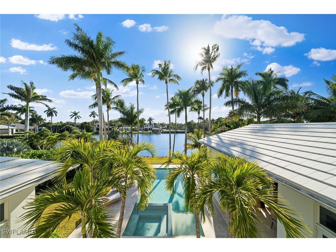 575 Palm Circle E Naples FL 34102 225076754 image45