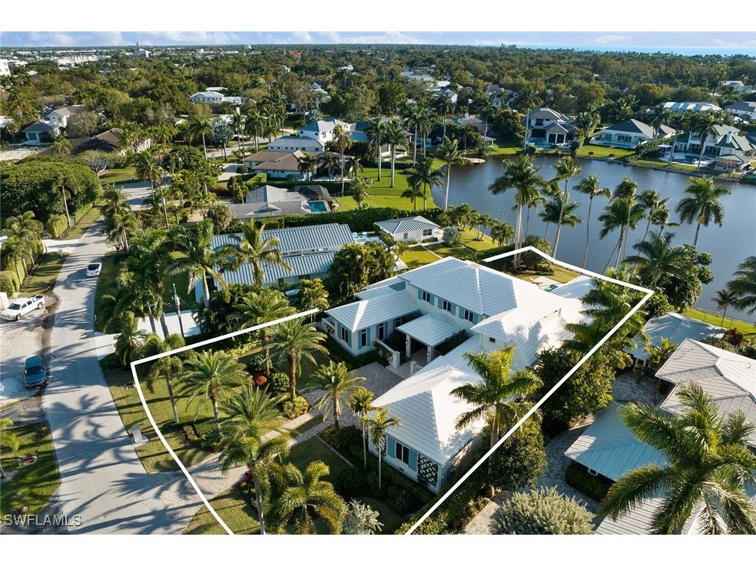 575 Palm Circle E Naples FL 34102 225076754 image47