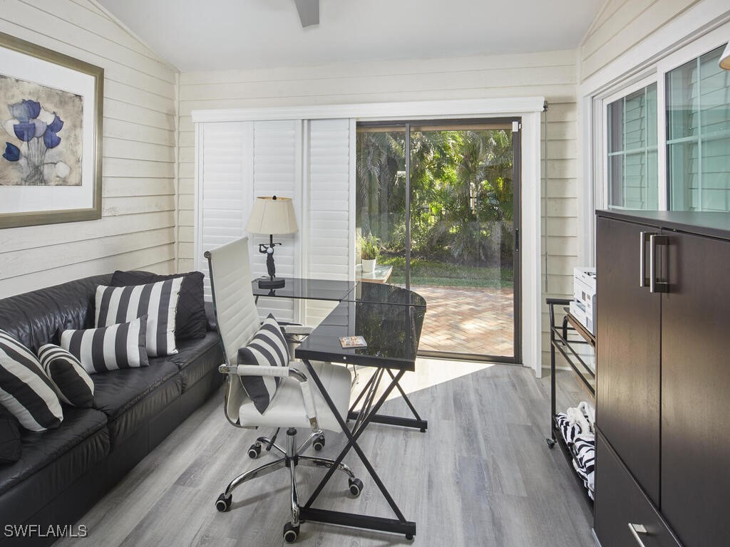 575 Park Shore Drive #H2 Naples FL 34103 225072466 image16