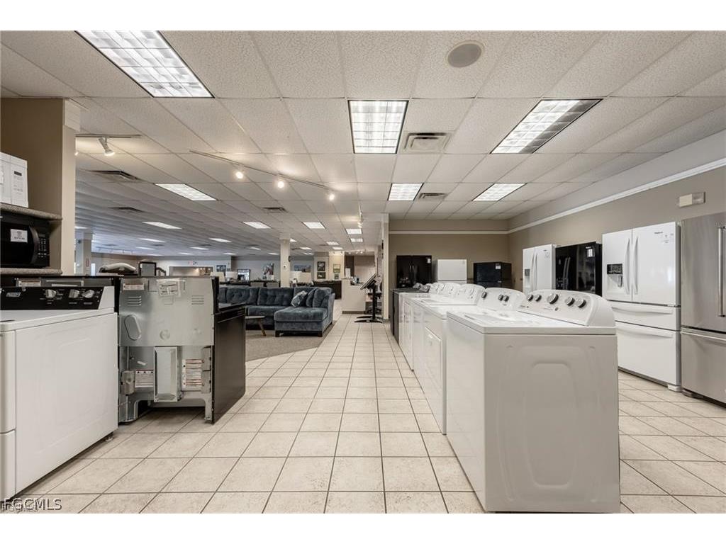 575 S Main Street Labelle FL 33935 2026007290 image25