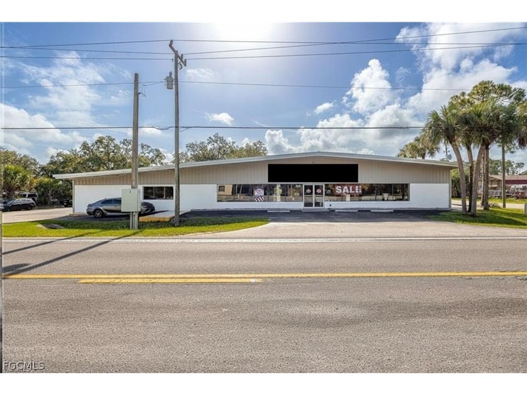 575 S Main Street Labelle FL 33935 2026007290 image5