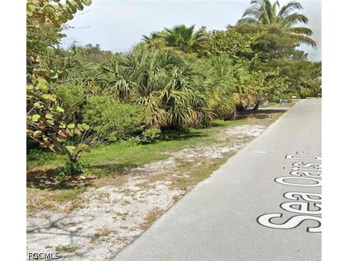 575 Sea Oats Drive Sanibel FL 33957 2026029249 image2
