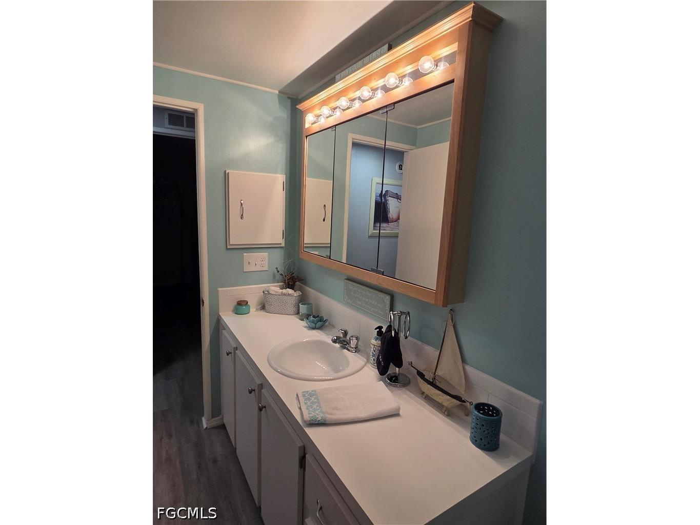 575 Winning Way North Fort Myers FL 33917 2026023494 image21
