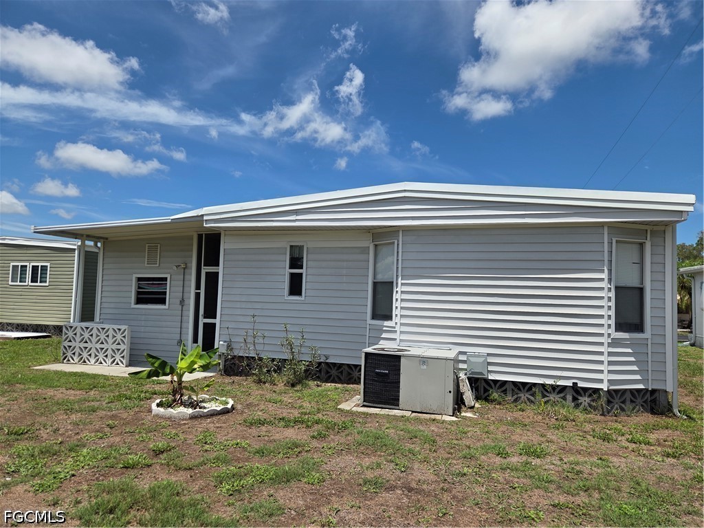 575 Winning Way North Fort Myers FL 33917 2026023494 image34