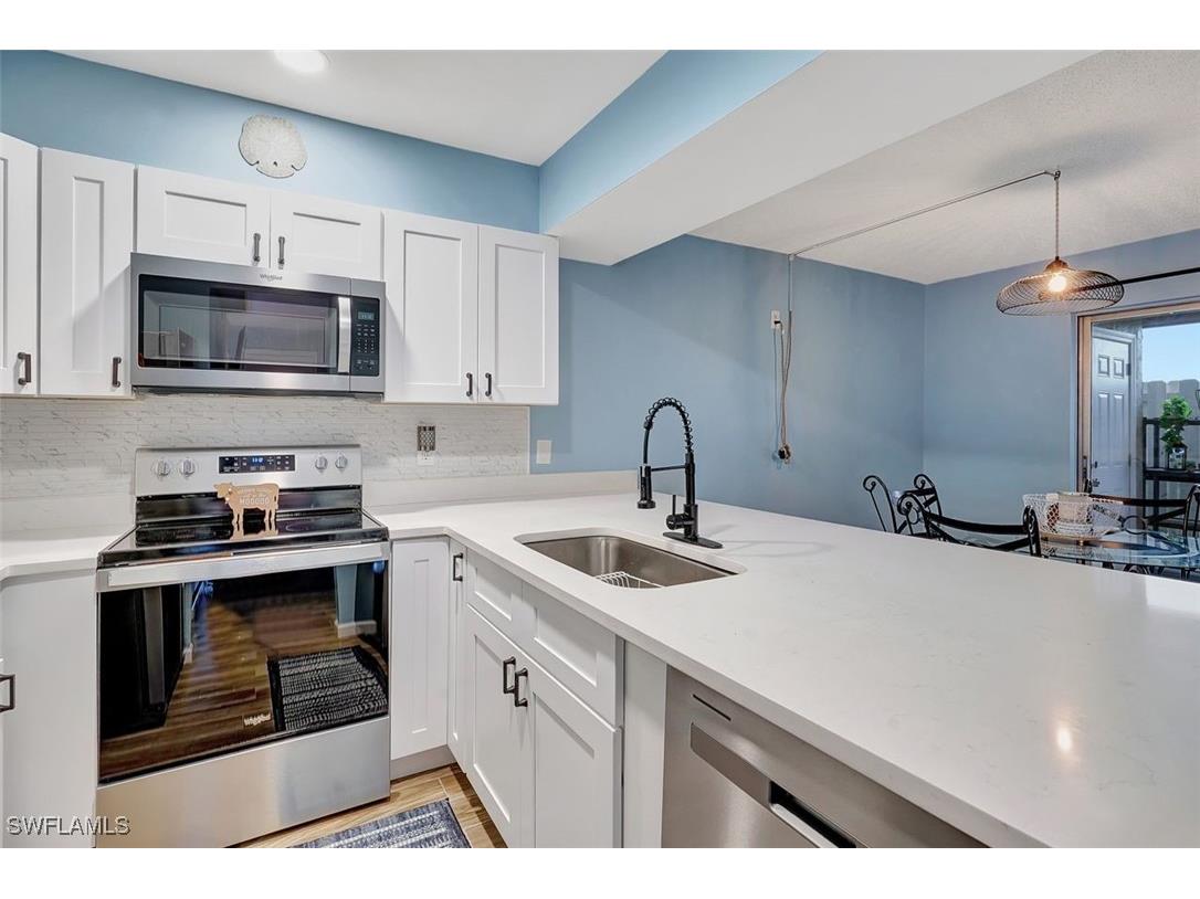 5751 Foxlake Drive #B North Fort Myers FL 33917 224095827 image1