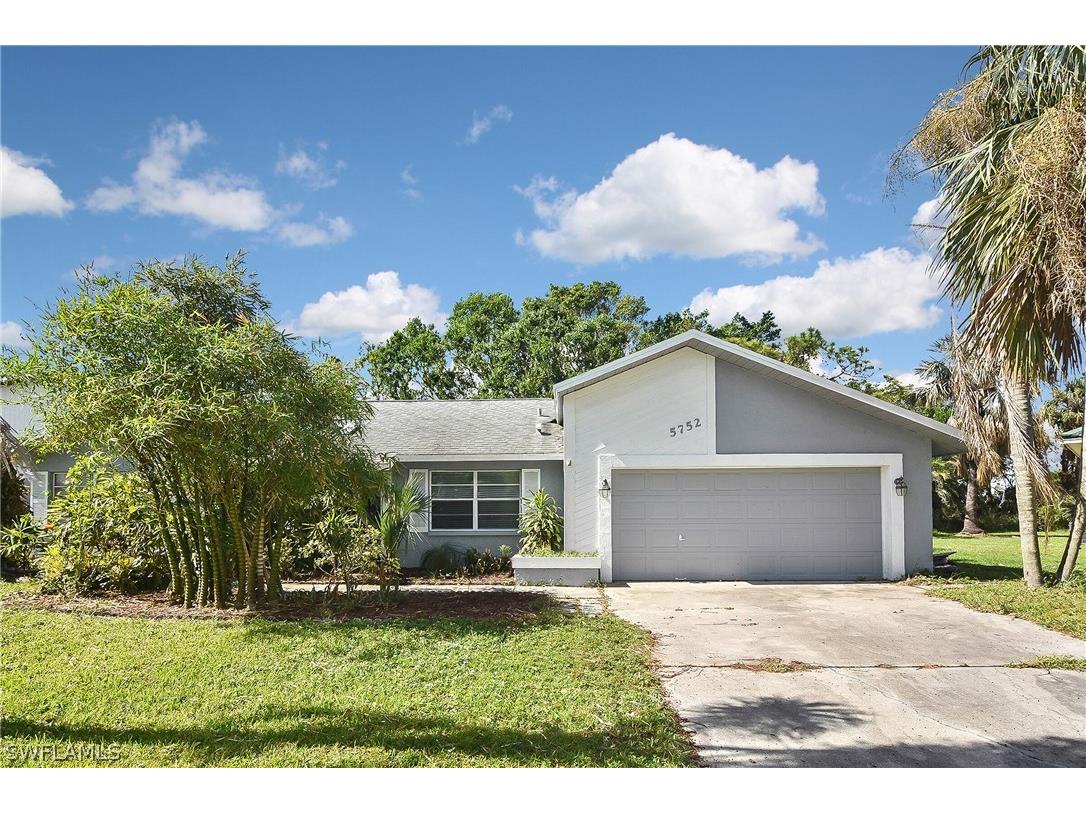 5752 Inverness Circle North Fort Myers FL 33903 222081929 image1