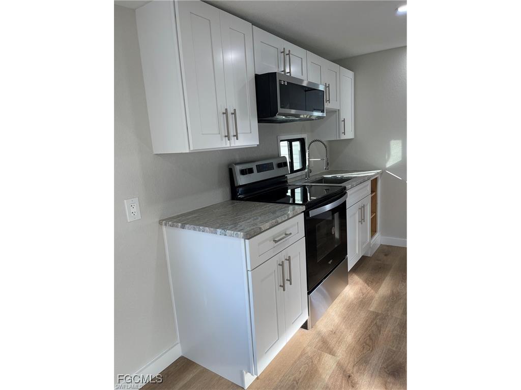 5753 Pink Panther Drive Fort Myers FL 33908 2025008381 image14