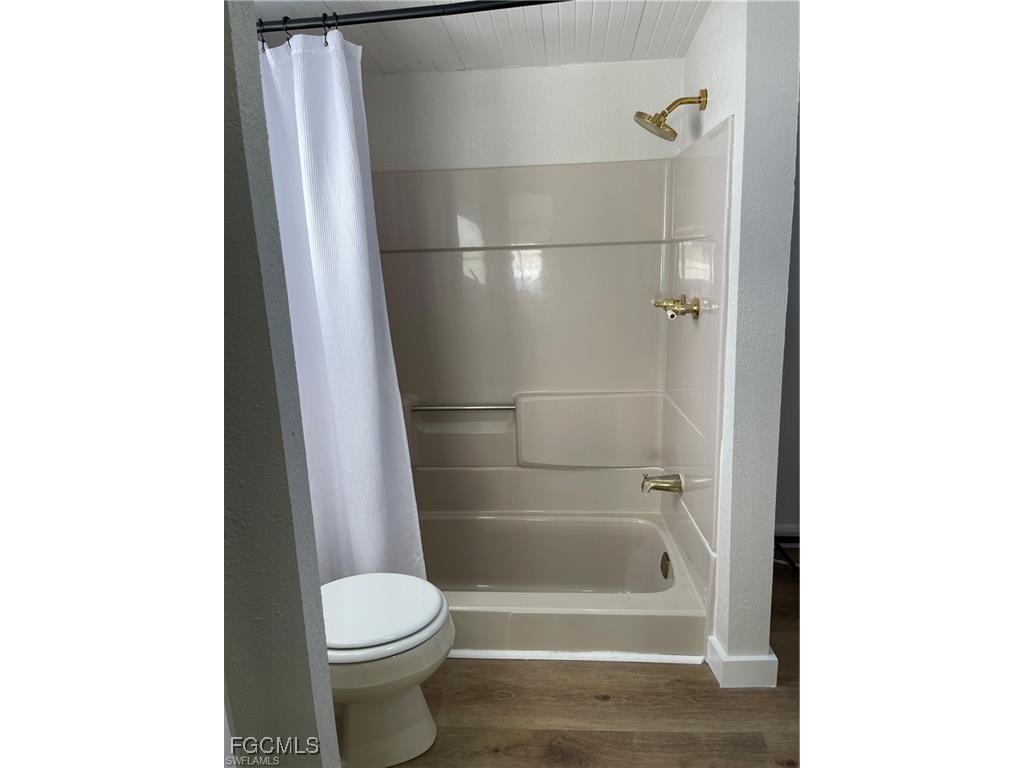 5753 Pink Panther Drive Fort Myers FL 33908 2025008381 image24