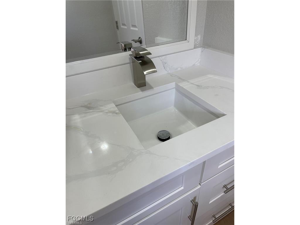 5753 Pink Panther Drive Fort Myers FL 33908 2025008381 image25