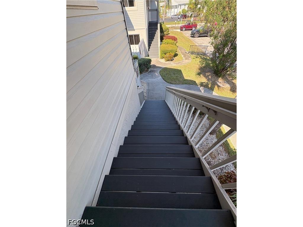 5755 Foxlake Drive #H North Fort Myers FL 33917 2026030172 image2