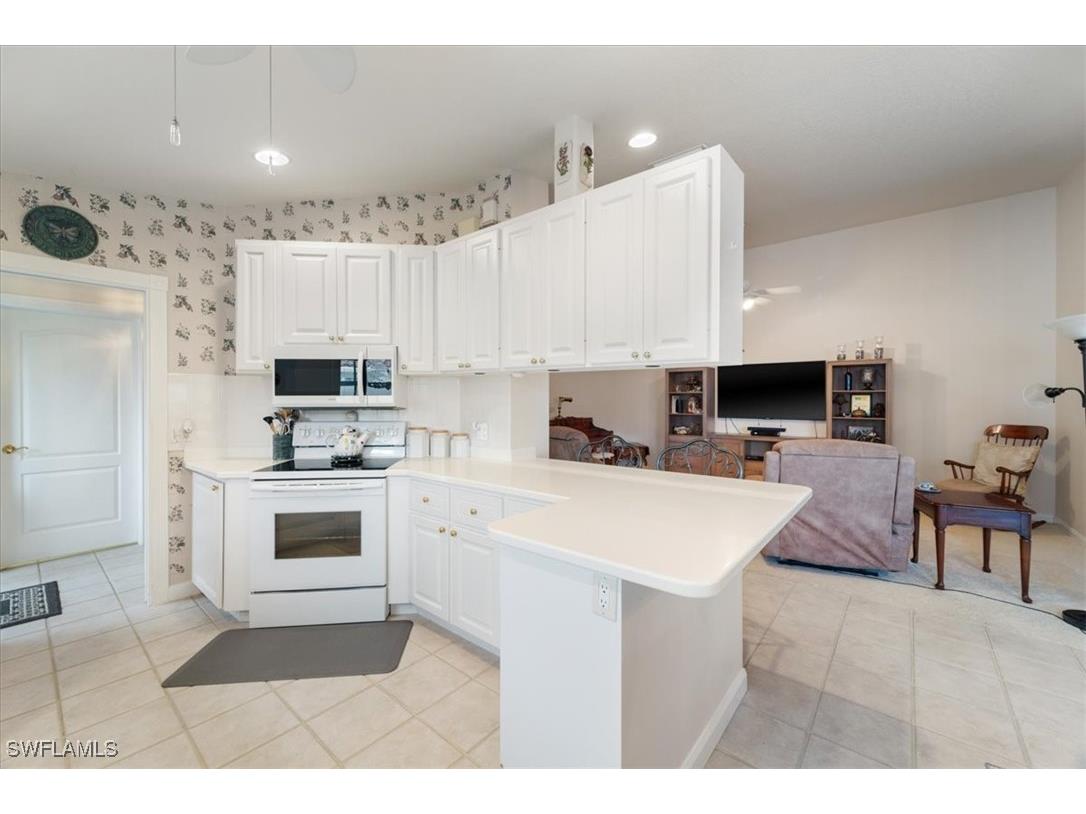 5756 Drummond Way Naples FL 34119 225071343 image11