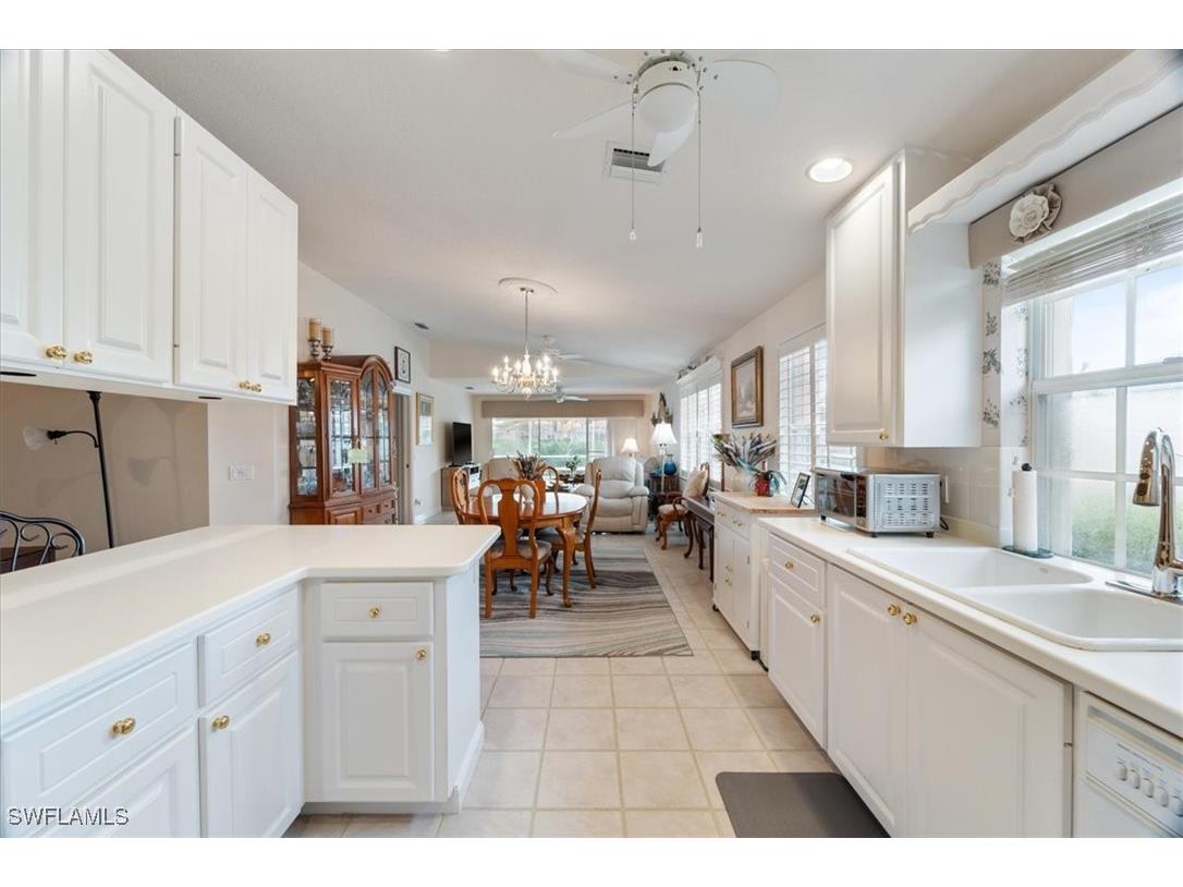 5756 Drummond Way Naples FL 34119 225071343 image12