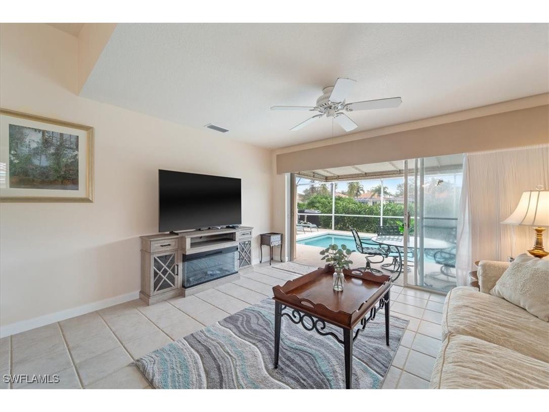 5756 Drummond Way Naples FL 34119 225071343 image16