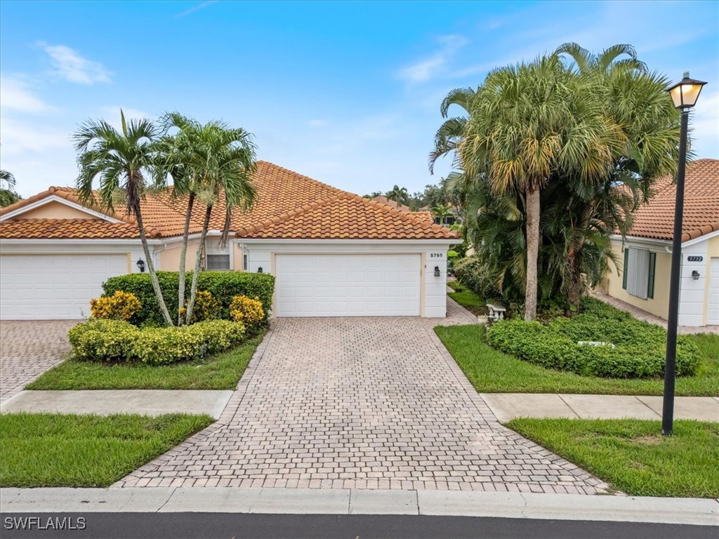 5756 Drummond Way Naples FL 34119 225071343 image2