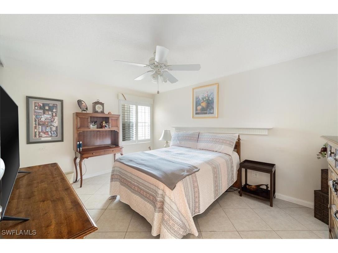 5756 Drummond Way Naples FL 34119 225071343 image22