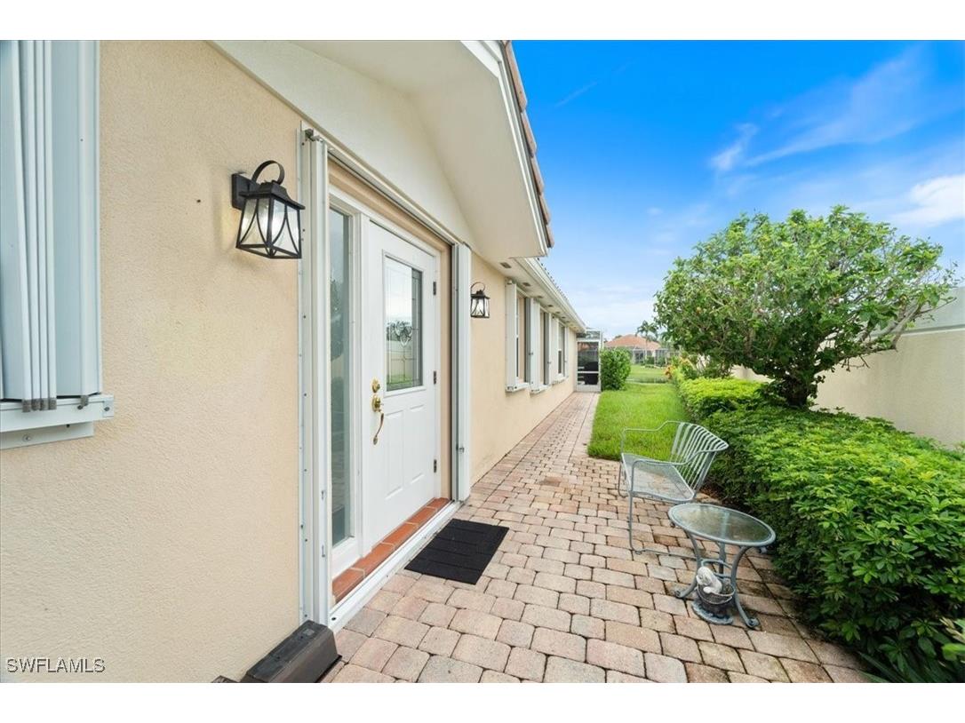 5756 Drummond Way Naples FL 34119 225071343 image27