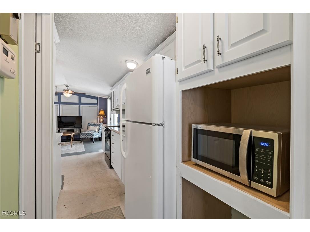 5756 Pink Panther Drive Fort Myers FL 33908 2025016309 image16