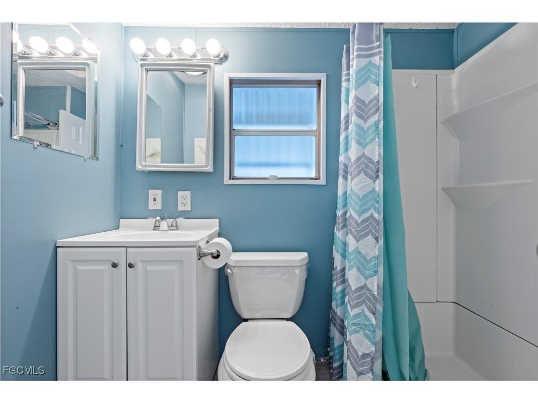 5756 Pink Panther Drive Fort Myers FL 33908 2025016309 image21