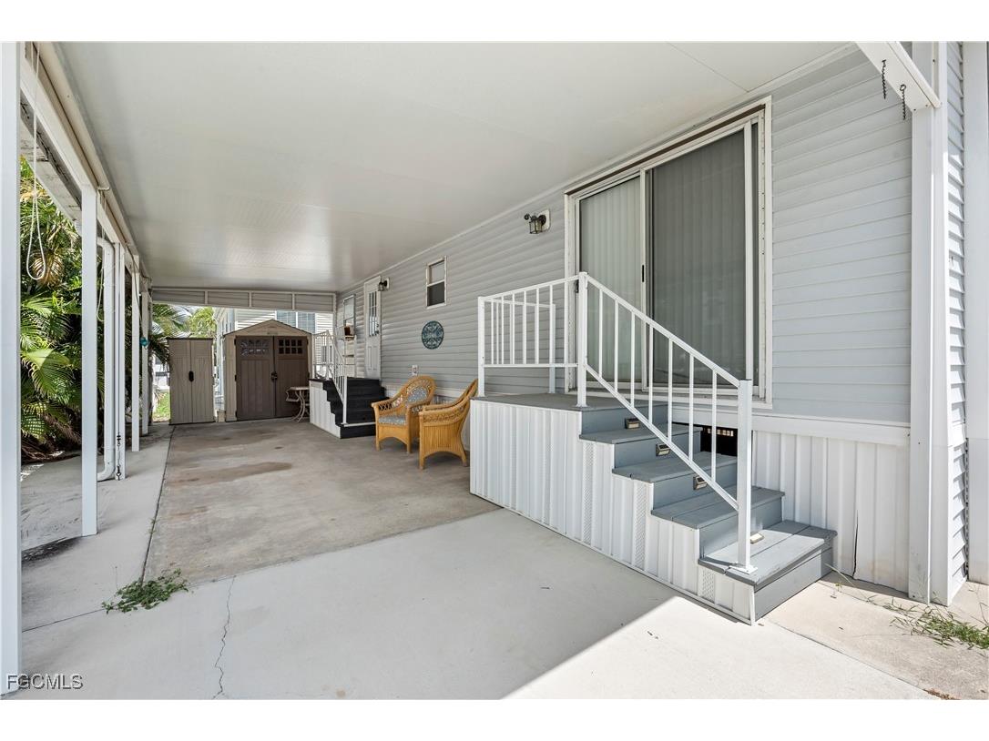 5756 Pink Panther Drive Fort Myers FL 33908 2025016309 image24