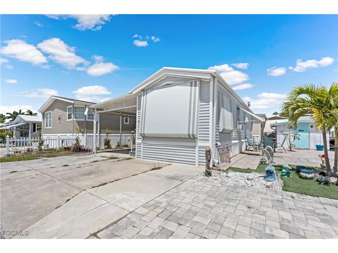 5756 Pink Panther Drive Fort Myers FL 33908 2025016309 image27