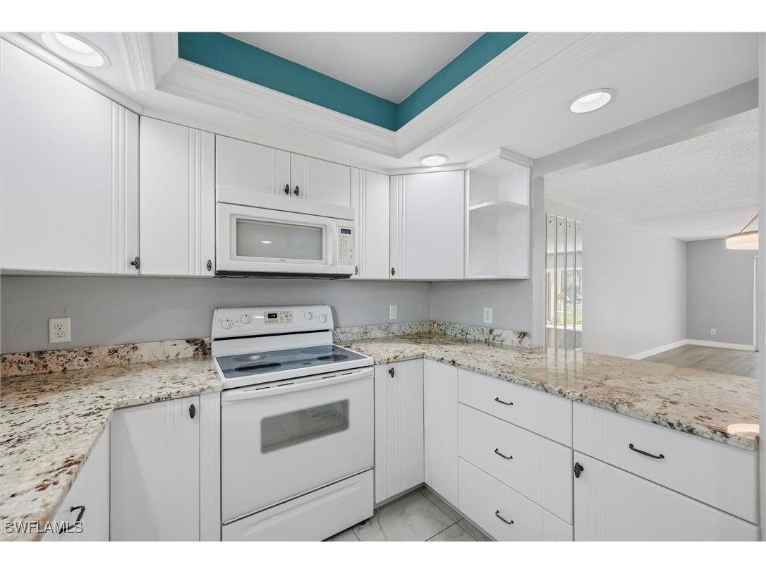 5757 Gage Lane #102C Naples FL 34113 225080514 image11