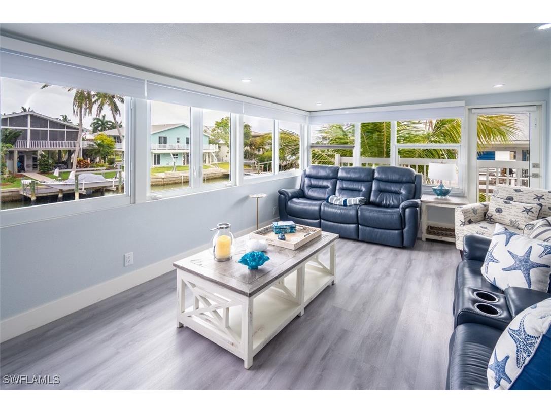 576 Coconut Avenue Goodland FL 34140 226001131 image2