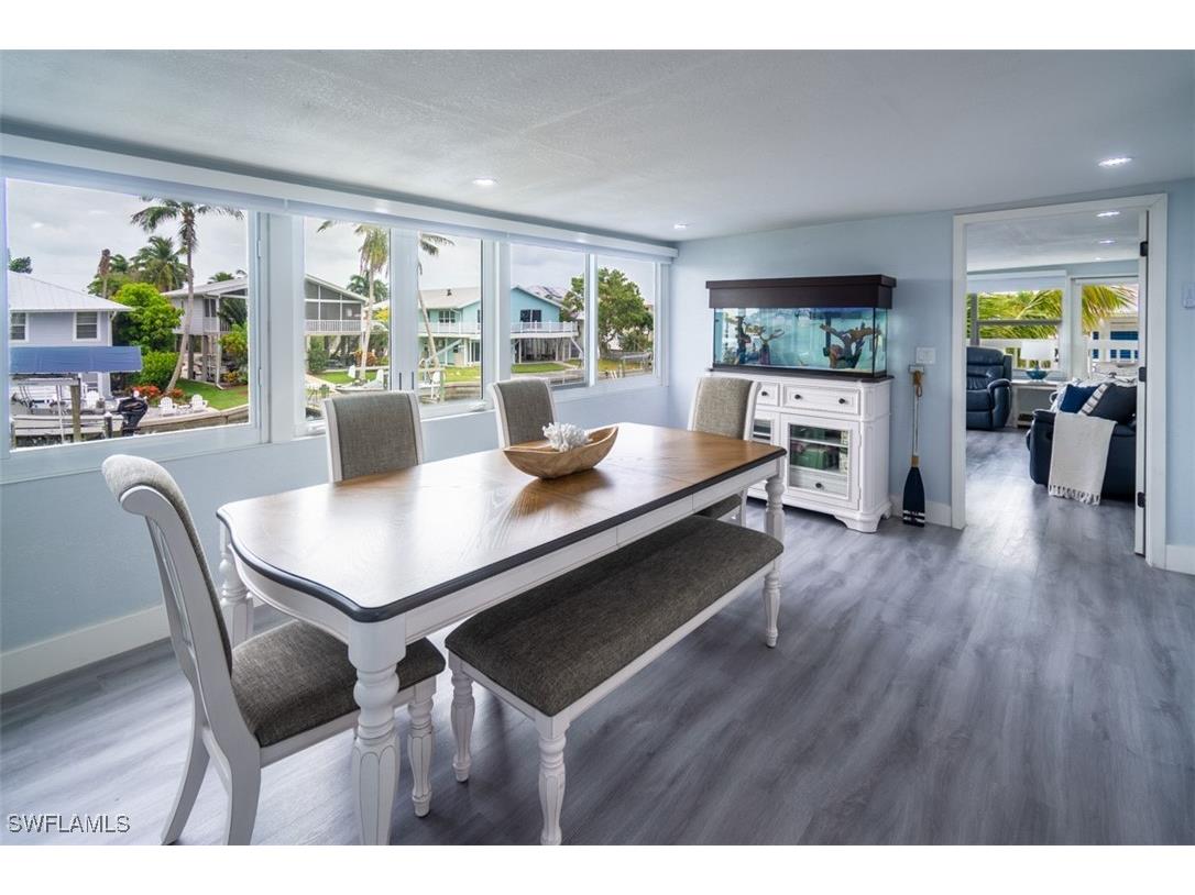 576 Coconut Avenue Goodland FL 34140 226001131 image5