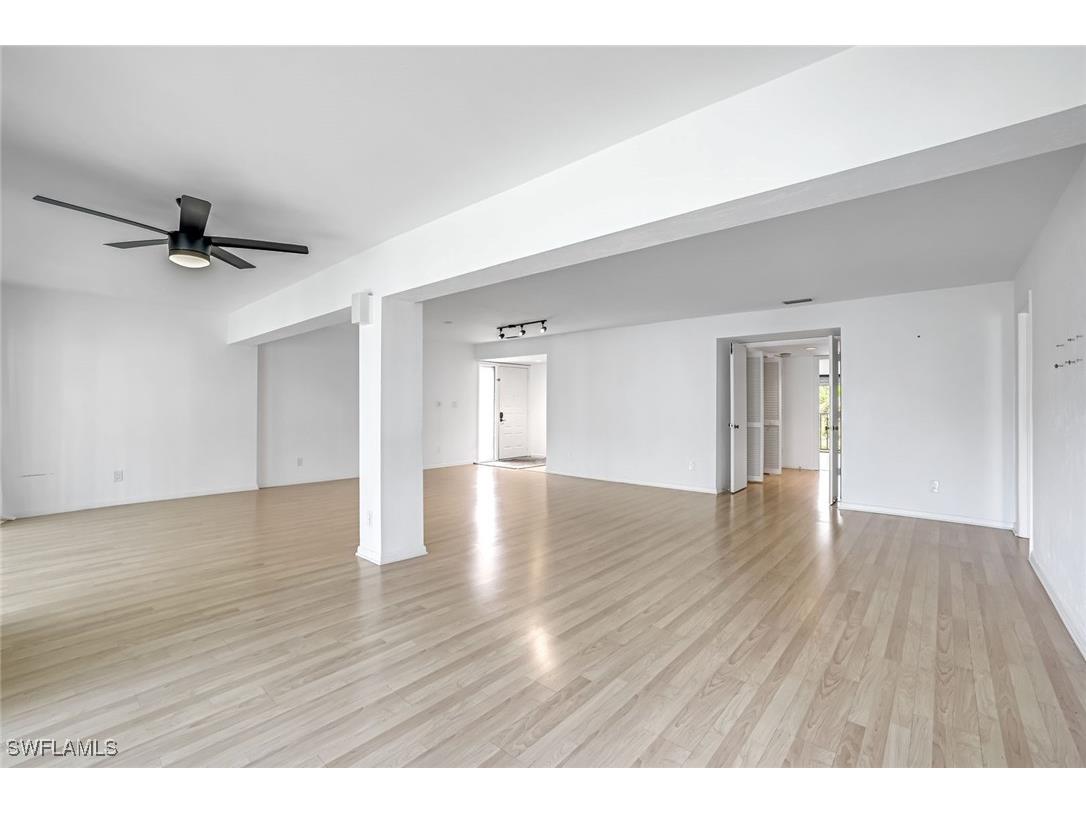 576 Retreat Drive #201 Naples FL 34110 225065202 image14