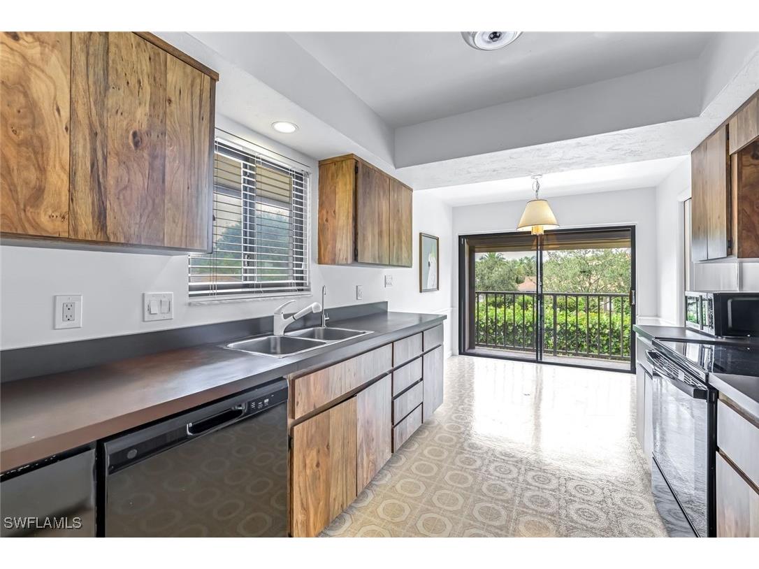 576 Retreat Drive #201 Naples FL 34110 225065202 image15