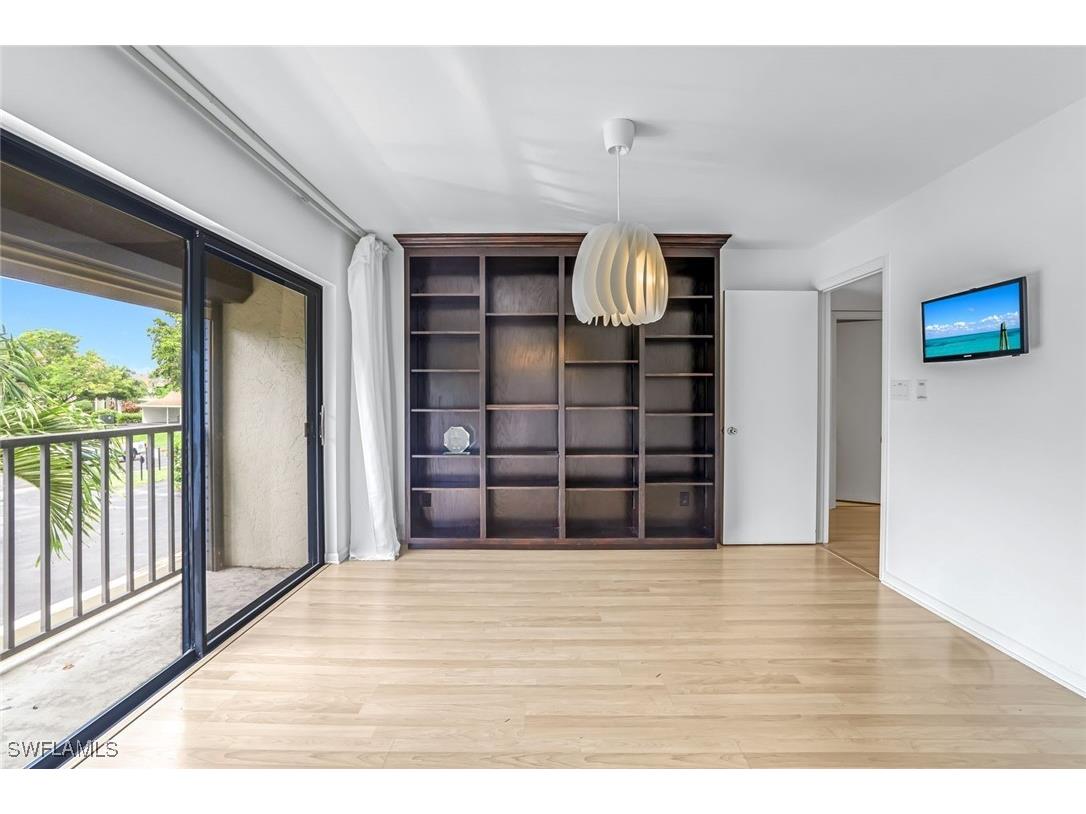 576 Retreat Drive #201 Naples FL 34110 225065202 image18