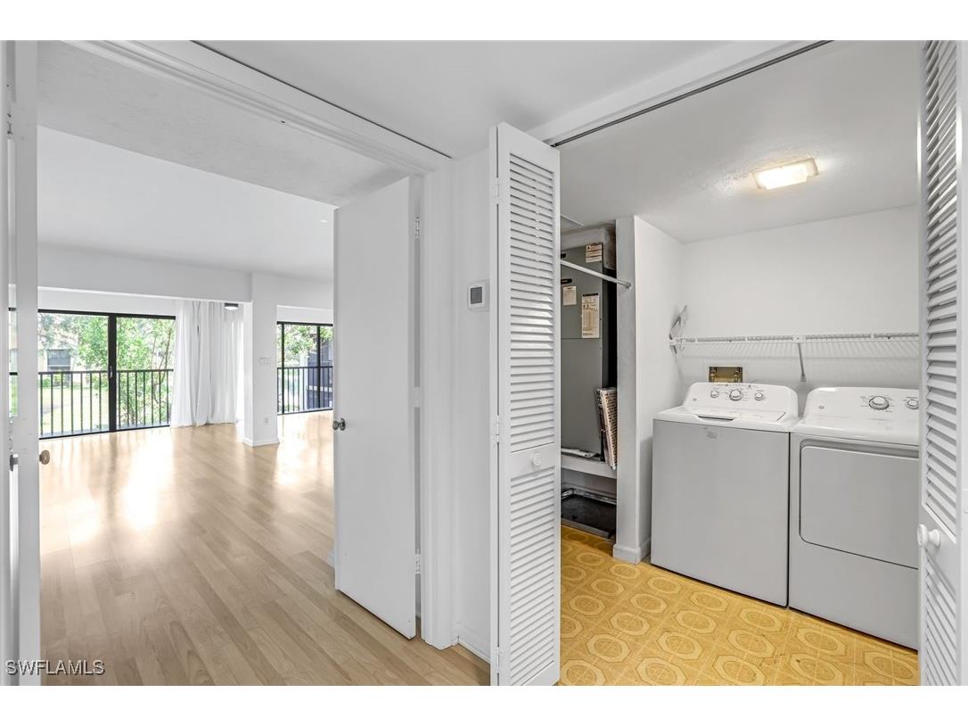 576 Retreat Drive #201 Naples FL 34110 225065202 image25