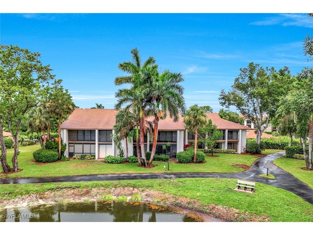 576 Retreat Drive #201 Naples FL 34110 225065202 image3