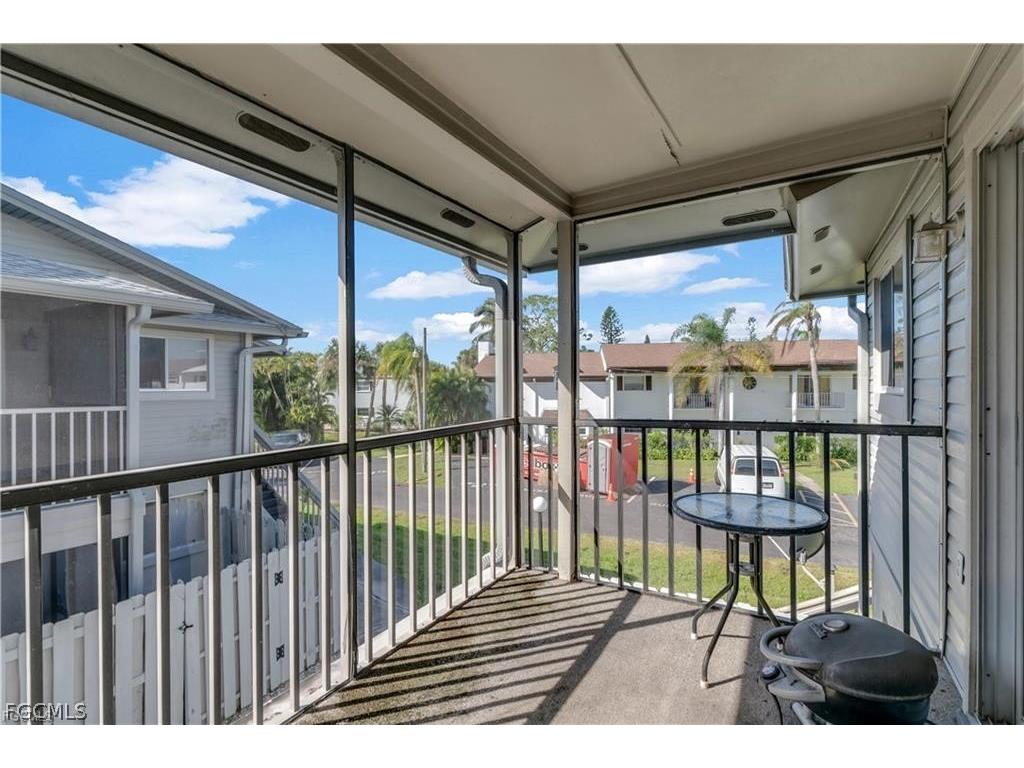 5761 Foxlake Drive #F North Fort Myers FL 33917 2026013396 image10