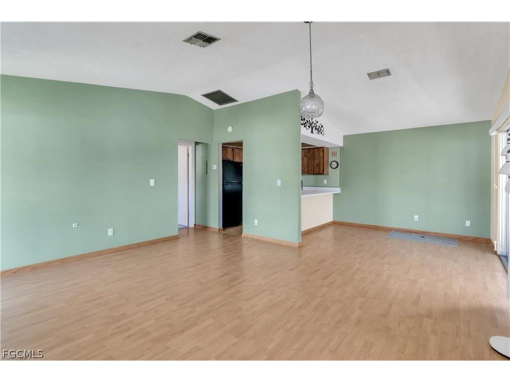 5761 Foxlake Drive #F North Fort Myers FL 33917 2026013396 image23