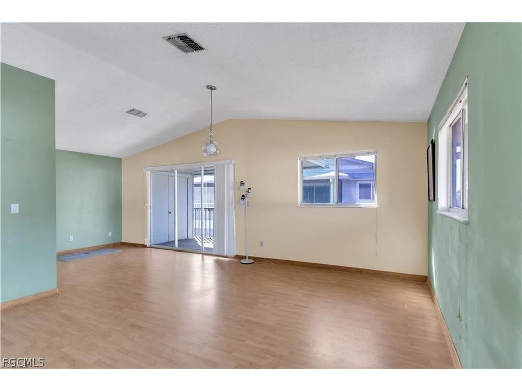 5761 Foxlake Drive #F North Fort Myers FL 33917 2026013396 image24