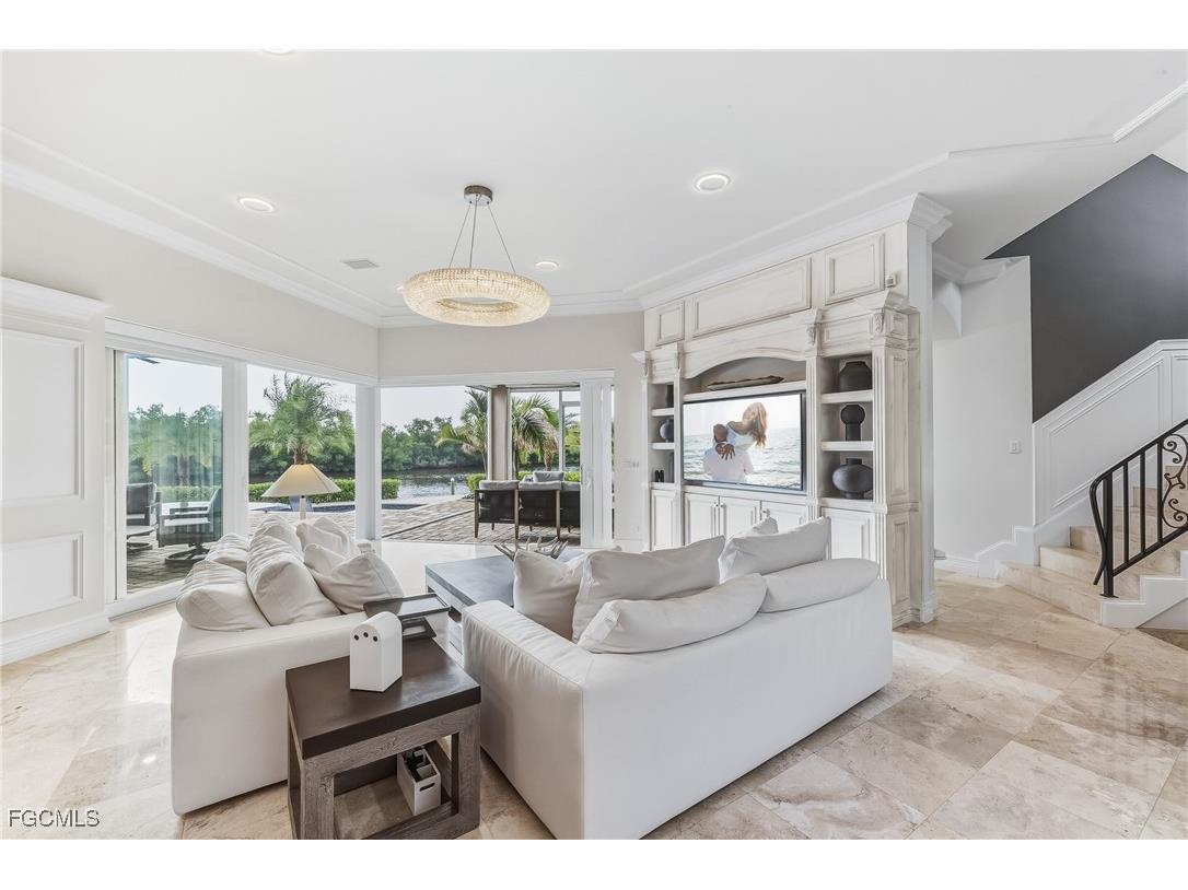 5764 Staysail Court Cape Coral FL 33914 2025023169 image11