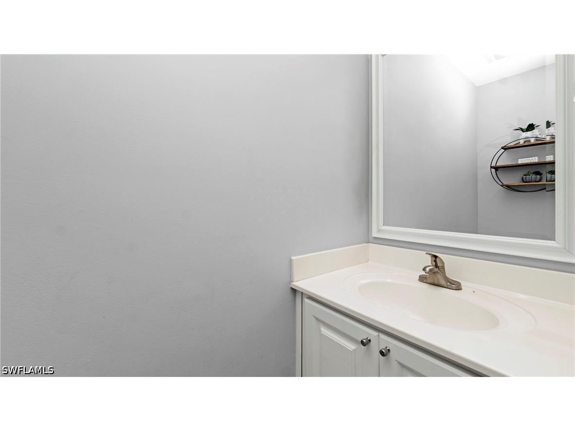 5766 Cove Circle #24 Naples FL 34119 226017207 image16