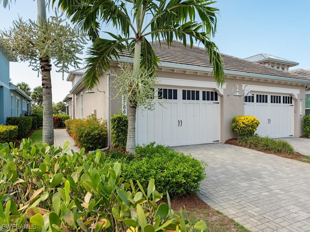 5766 Highbourne Drive Naples FL 34113 223051332 image1