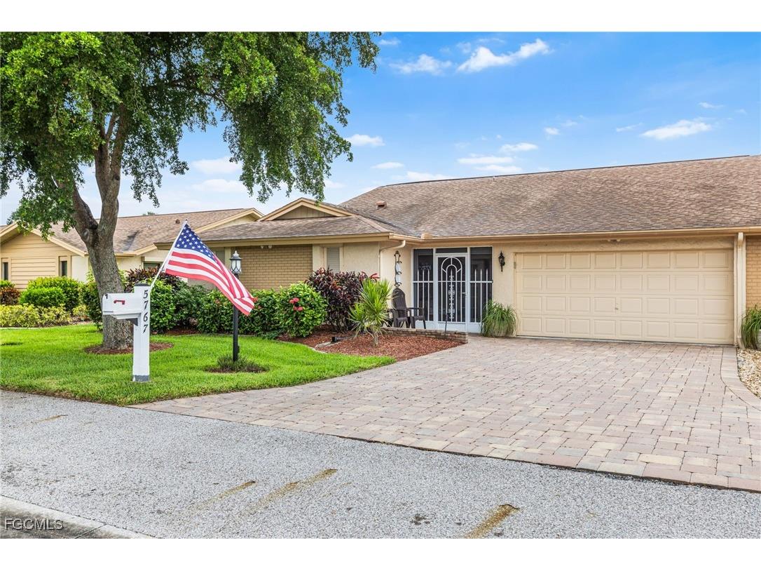 5767 Arvine Circle Fort Myers FL 33919 2025005575 image1