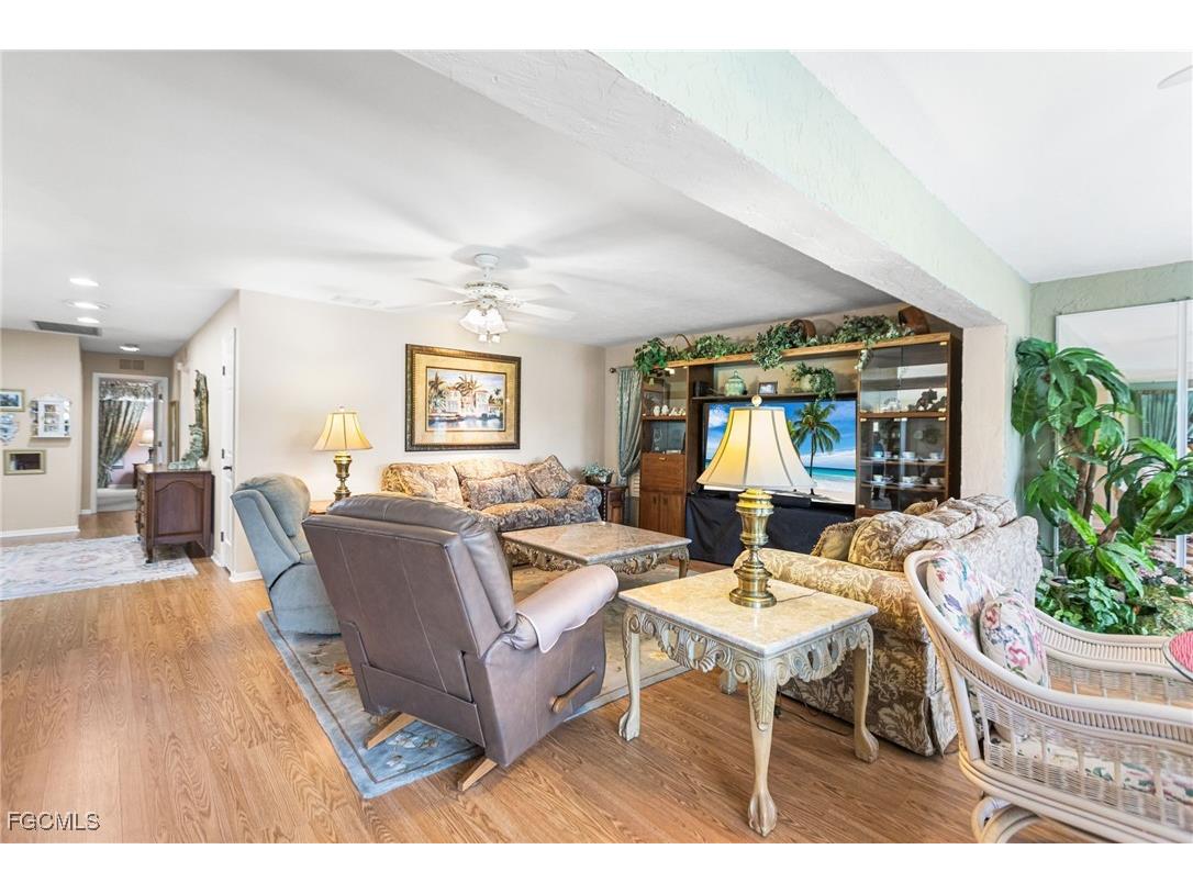 5767 Arvine Circle Fort Myers FL 33919 2025005575 image19