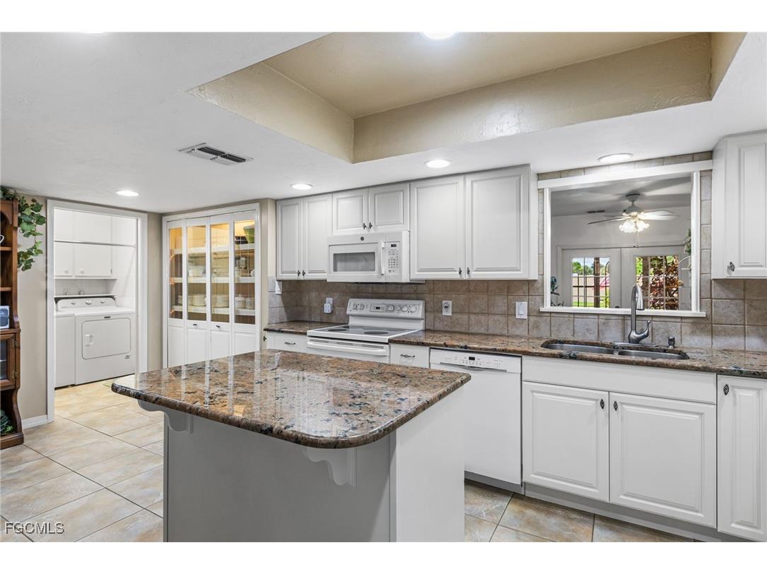 5767 Arvine Circle Fort Myers FL 33919 2025005575 image24