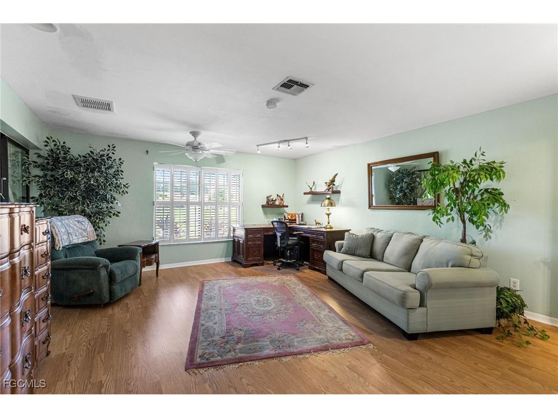 5767 Arvine Circle Fort Myers FL 33919 2025005575 image27