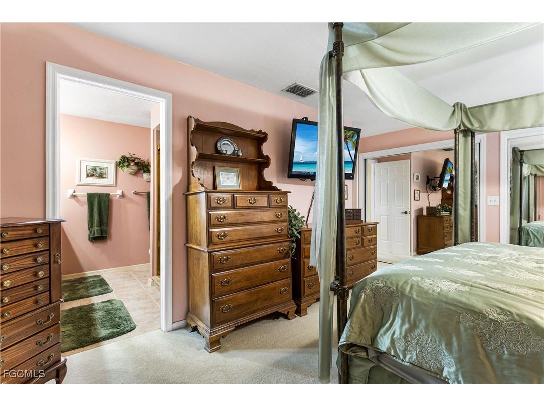 5767 Arvine Circle Fort Myers FL 33919 2025005575 image30