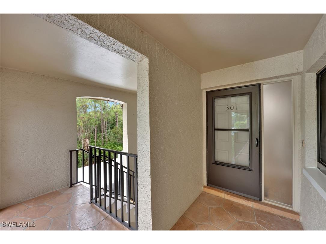 5767 Deauville Circle #D301 Naples FL 34112 225082990 image18