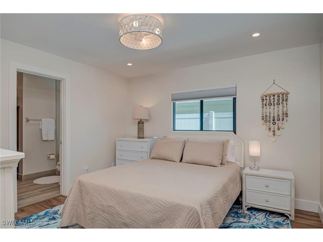 577 98th Avenue N Naples FL 34108 225076967 image12