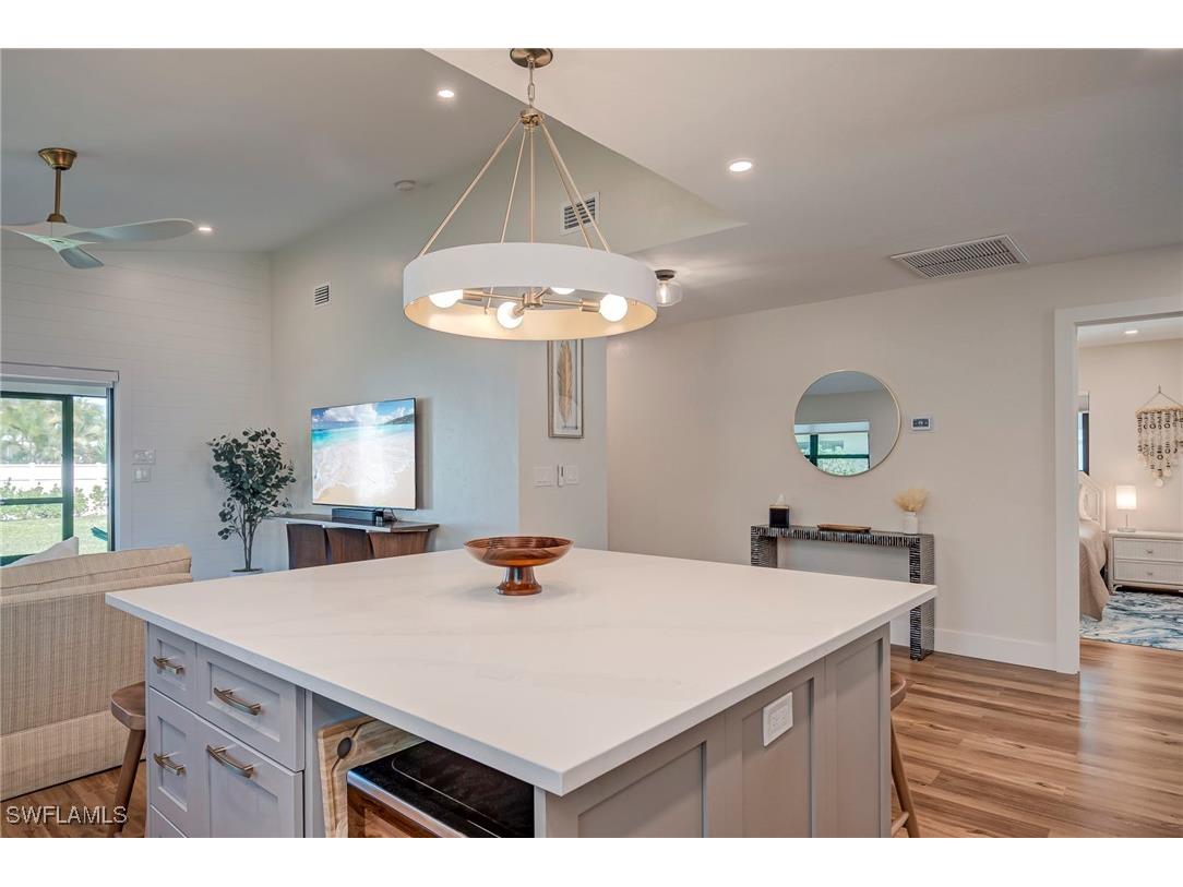 577 98th Avenue N Naples FL 34108 225076967 image9