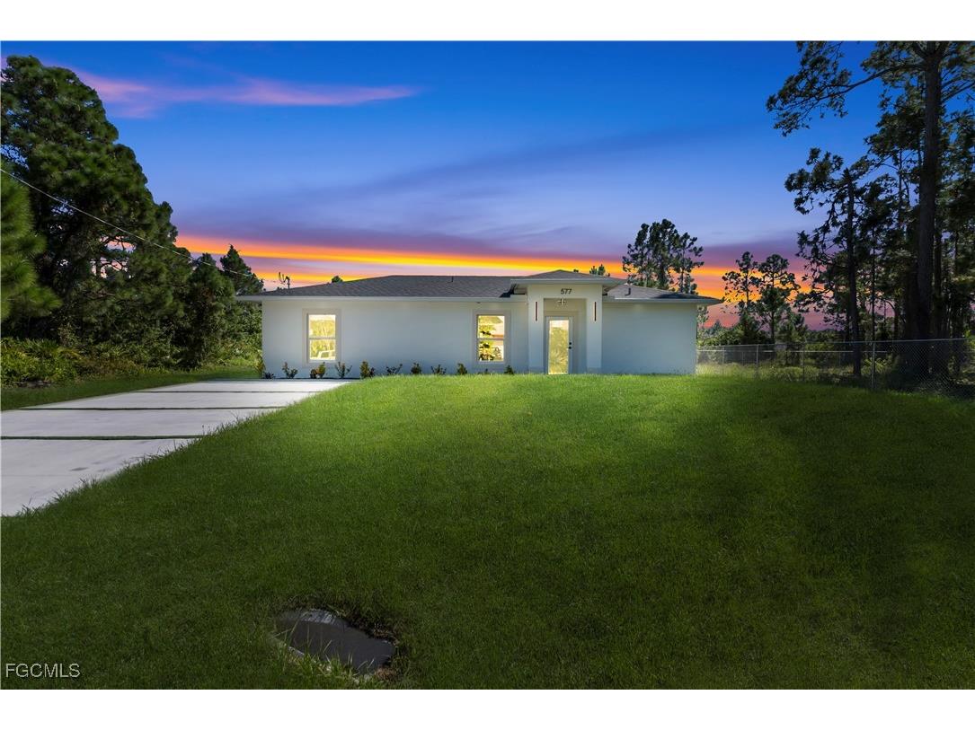 577 Aspen Avenue S Lehigh Acres FL 33974 2025015088 image1