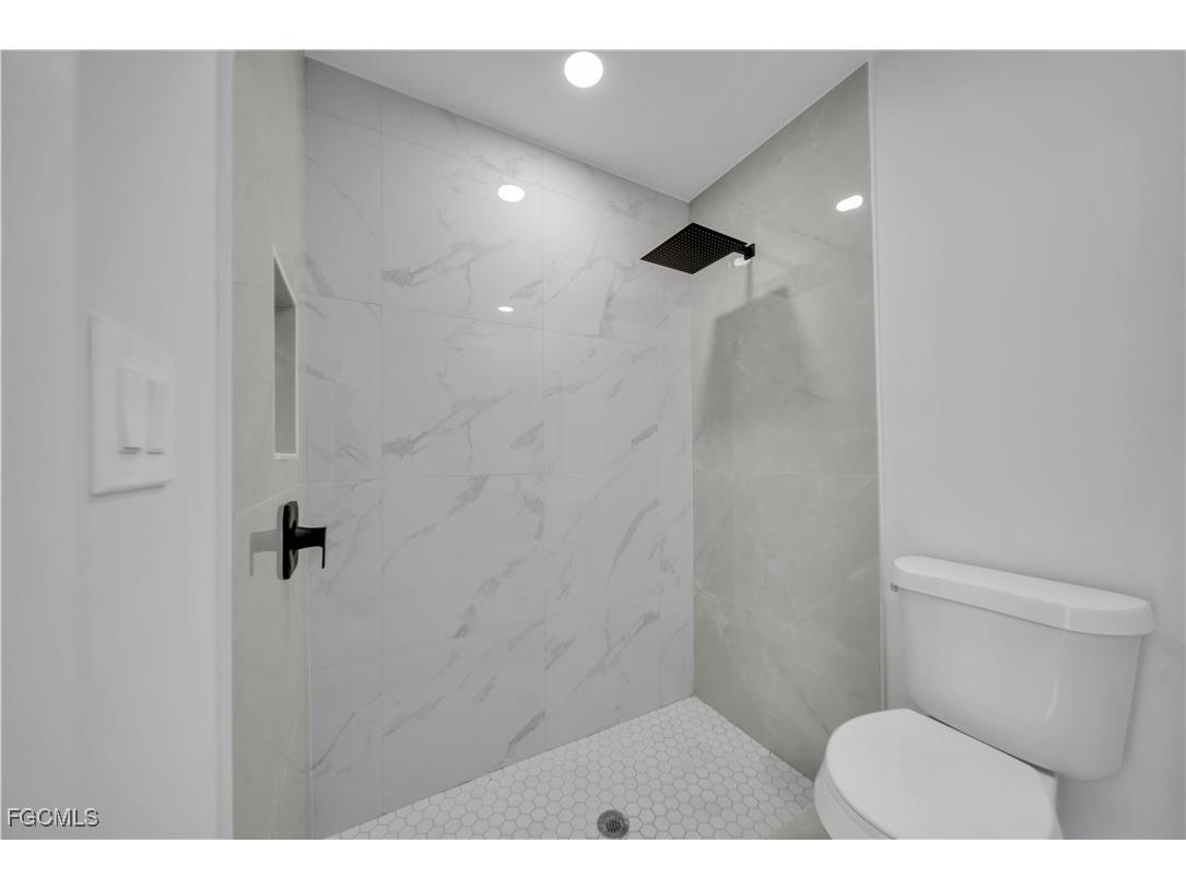 577 Aspen Avenue S Lehigh Acres FL 33974 2025015088 image11