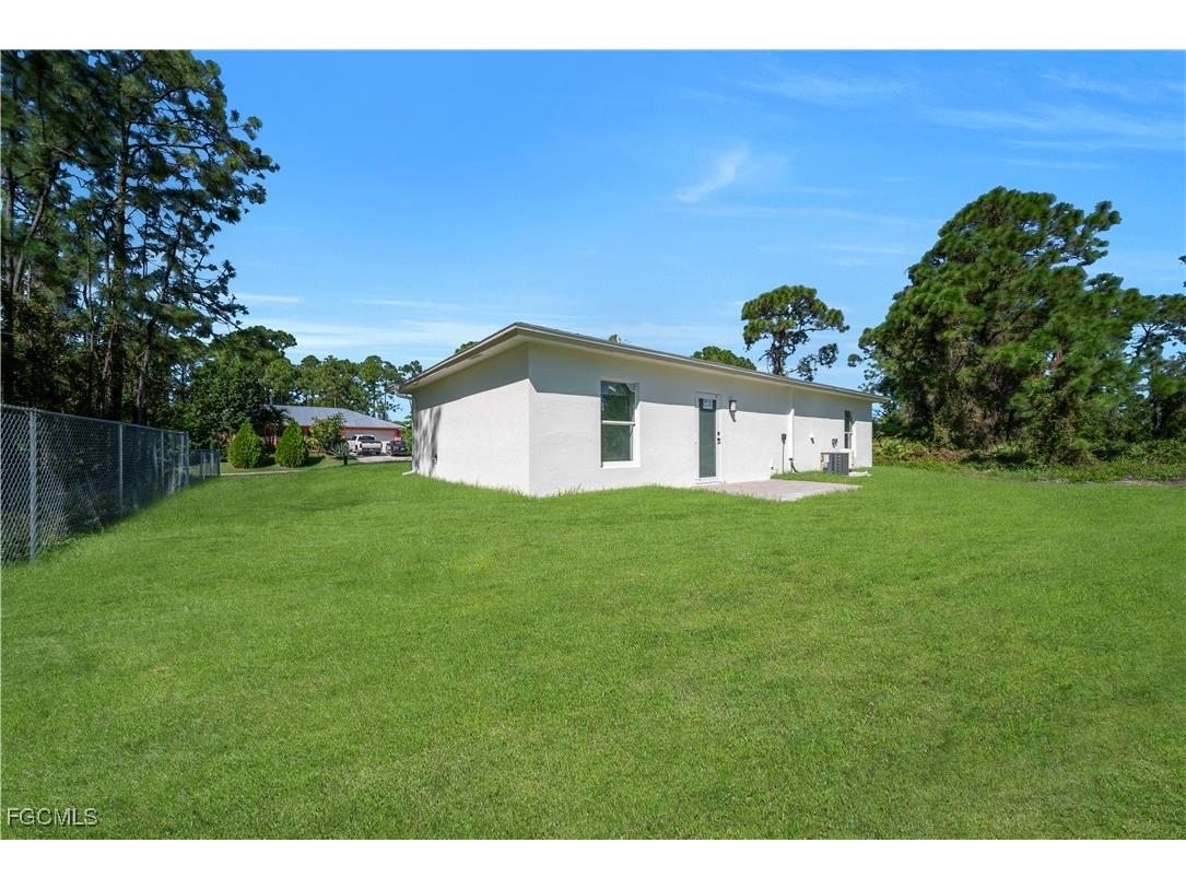 577 Aspen Avenue S Lehigh Acres FL 33974 2025015088 image15
